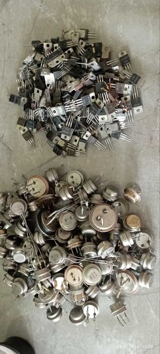 Радіодеталі діоди транзистори срізка