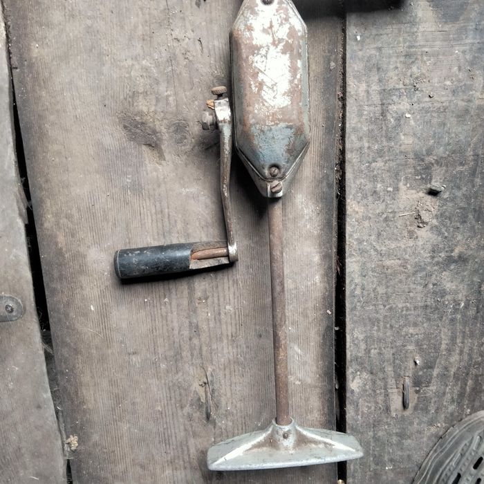 Продам дрель ручная времён СССР.