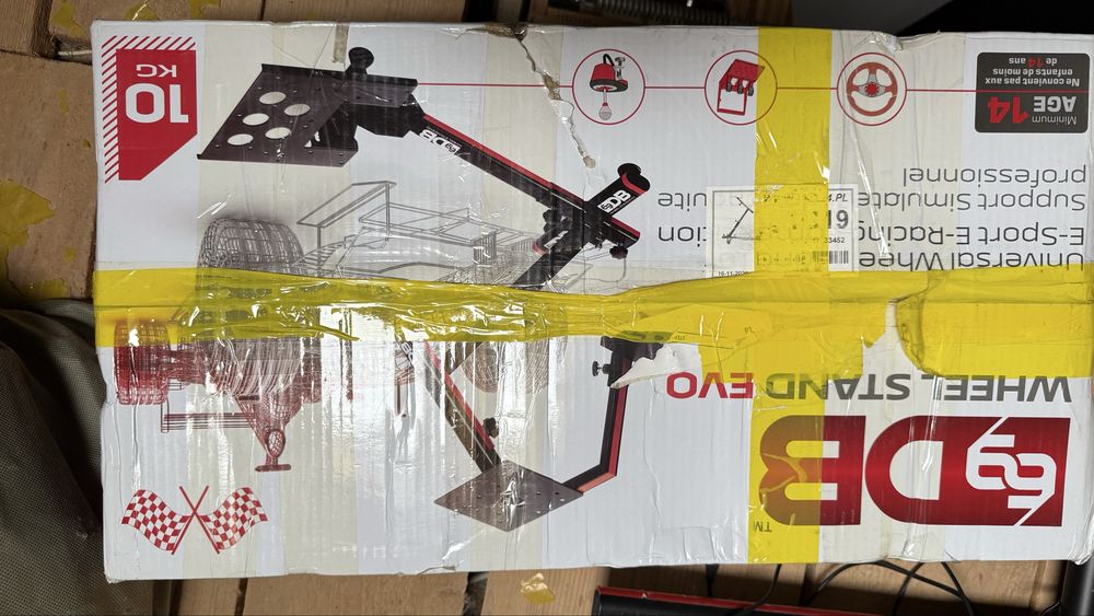 Kieronica logitech z pedalami i stojak 69DB - Wheel Stand Evo