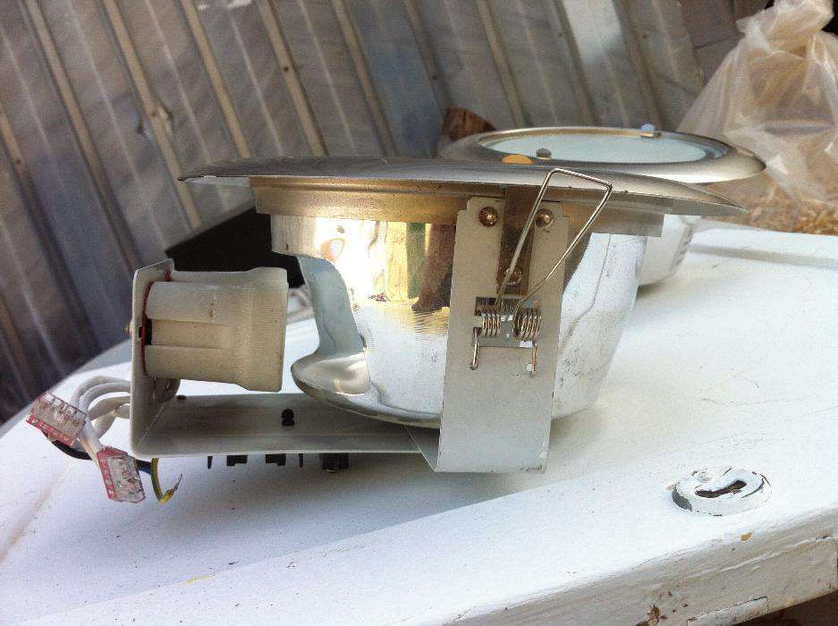 E27 Socket Energy-Saving Light Projectors423321366567342081