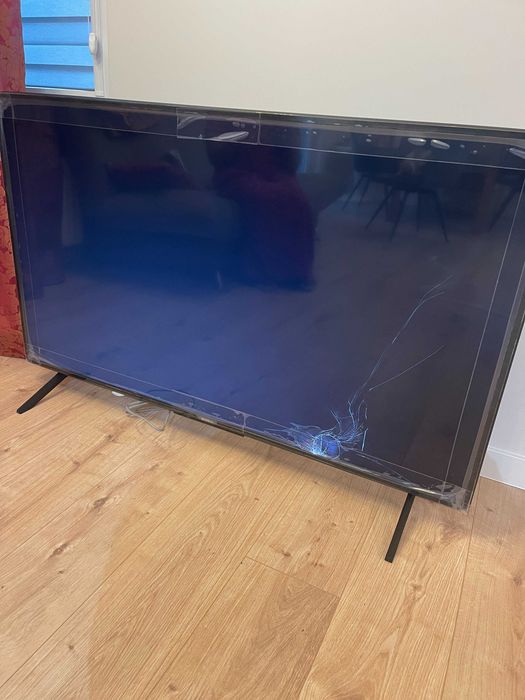 Nowy telewizor Sony 55 cali (55X75WL) - uszkodzony wyświetlacz