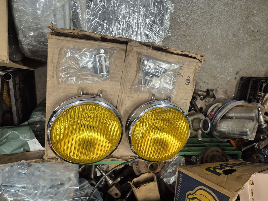 Fiat 126p Fiat 125p  + inne youngtimery i oldtimery halogeny  żółte szkło + chrom cudo  nowe