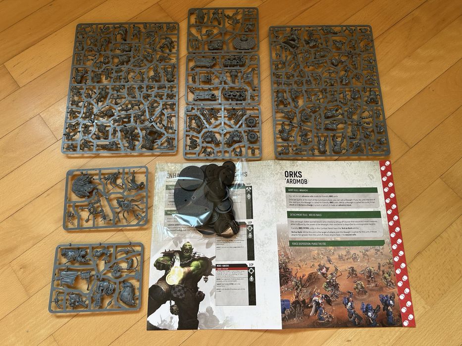 Warhammer 40000 Orks 33 моделі оригінал