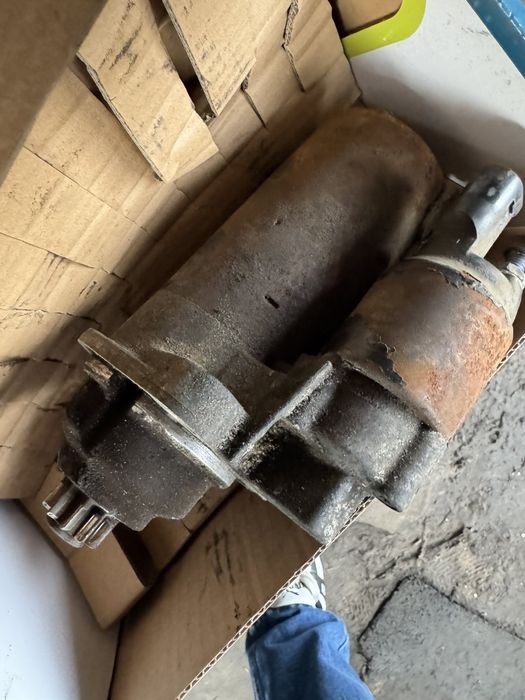 Стартер Volkswagen 2.0 tdi