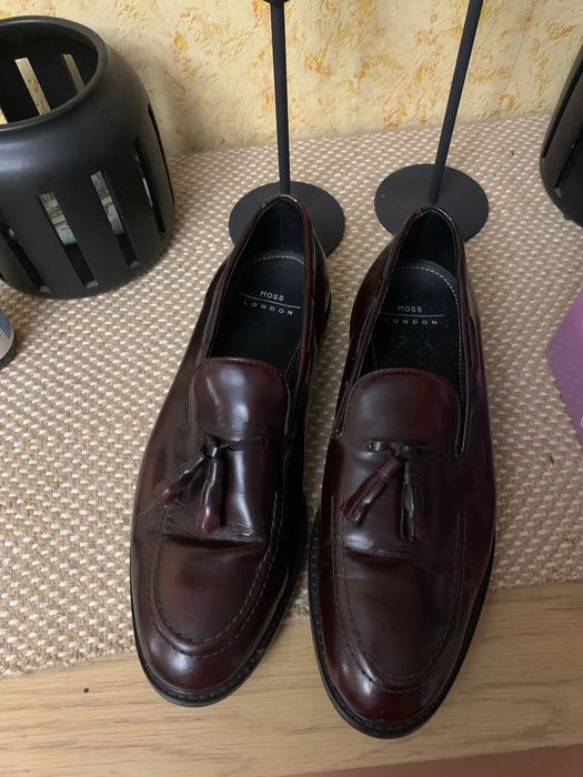 Продам лоферы туфли мужские бордовые