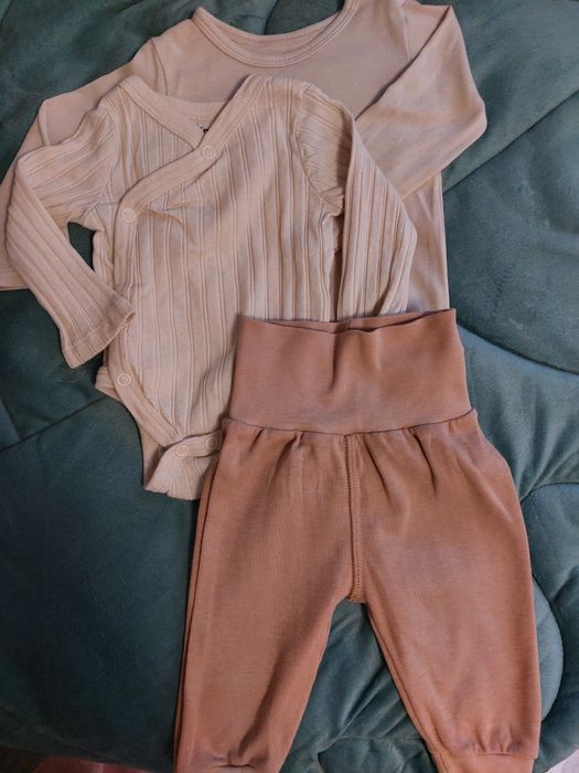 Одяг для малюка боді та штанці