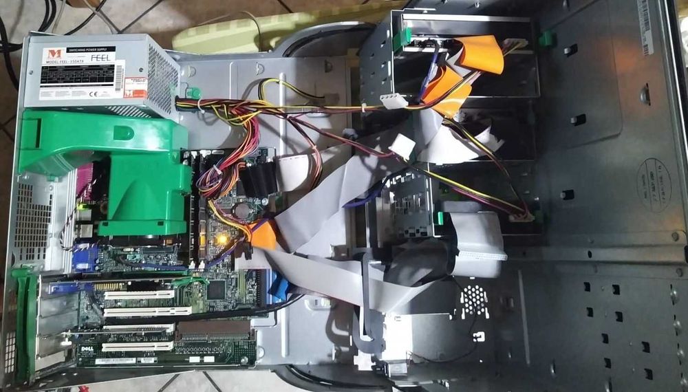 Retro klasyk DELL OptiPlex GX150 i815E/P3 1GHz/512MB/MATROX/17.2GB/CD