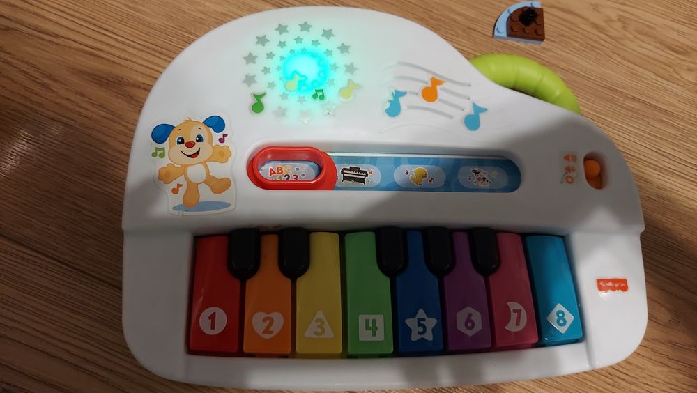 Muzyczne pianinko Fisher Price