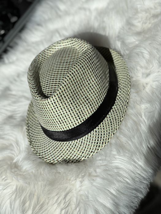 Шляпа плетеная