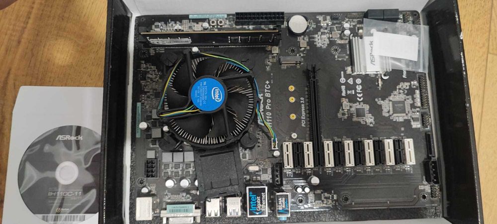 Płyta główna ASROCK H110 PRO BTC+/A/ASRK pamięć RAM DDR4 4GB, procesor