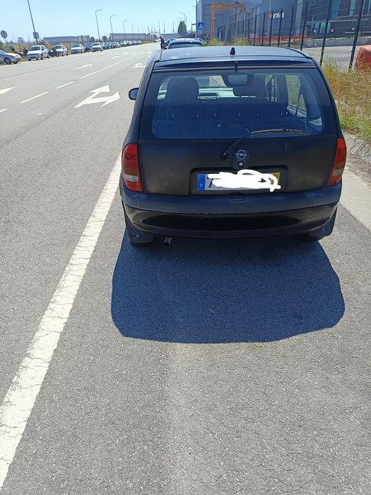 Opel Corsa B 1.0 Gasolina - 1998