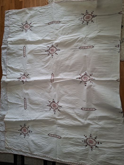 Toalha bordada a mão, + 12 guardanapos