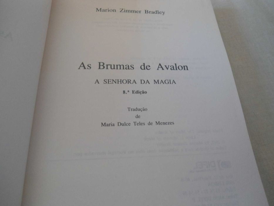 As Brumas de Avalon - A Senhora da Magia (1º volume)