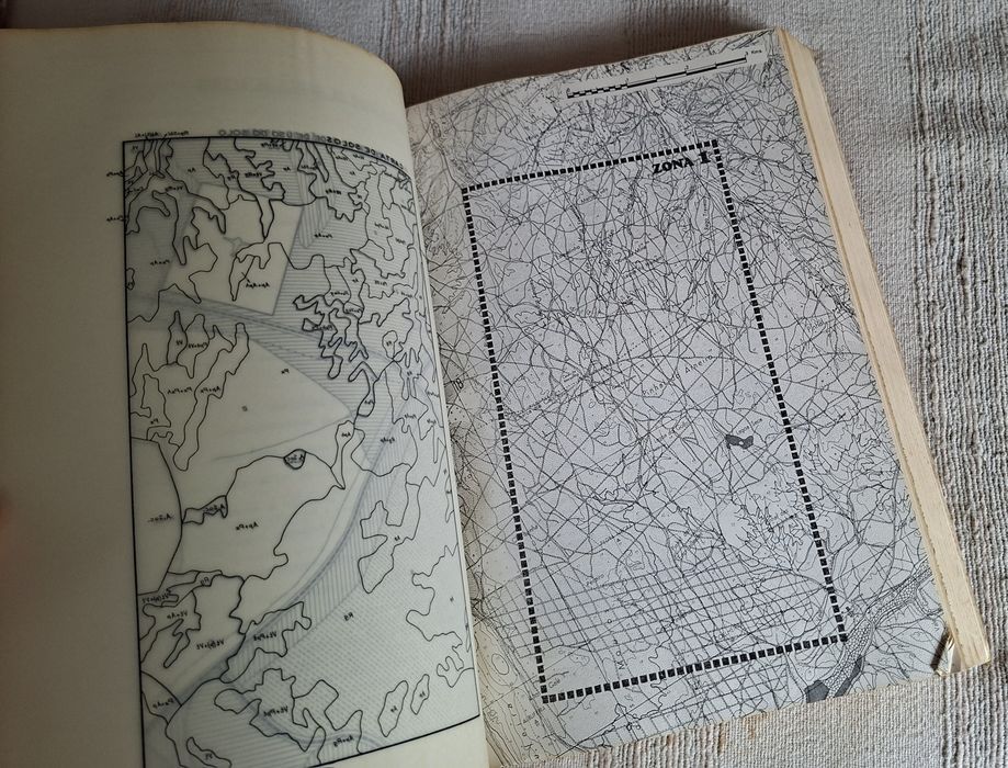 Grande livro estudo para localizar aeroporto de Lisboa em 1972