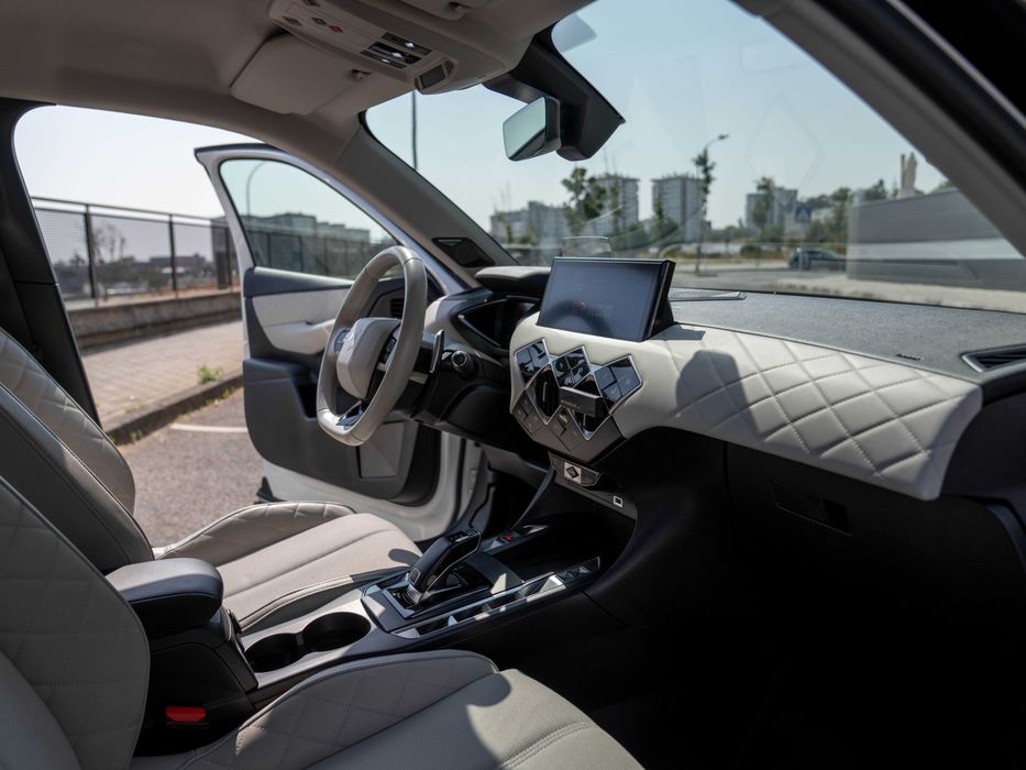 DS3 CrossBack GRAND CHIC 1.2 PureTech 130 EAT8