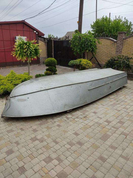 Лодка Прогрес -2..