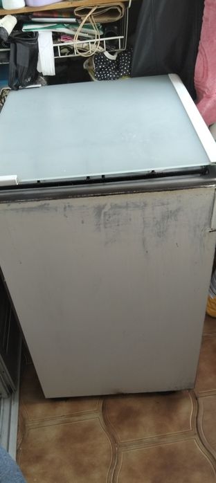 Arca de congelacao 170L e fogao