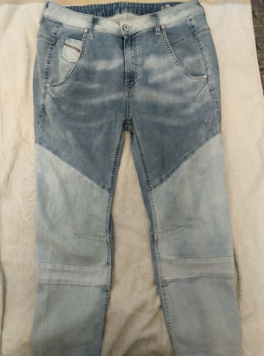 Джинси жіночі Diesel