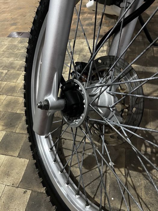 Продам Suzuki Djebel