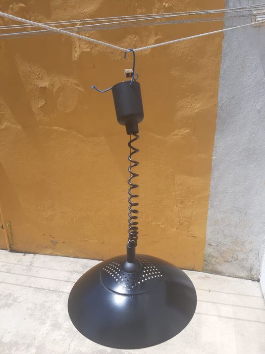 Candeeiro preto retratil