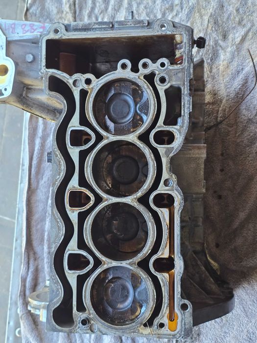 Blok silnika 7552781 1.8 2.0 Benzyna BMW N43 E60 E61 E90 E91 E92 E93 E81 E88 E87 N43B20AY