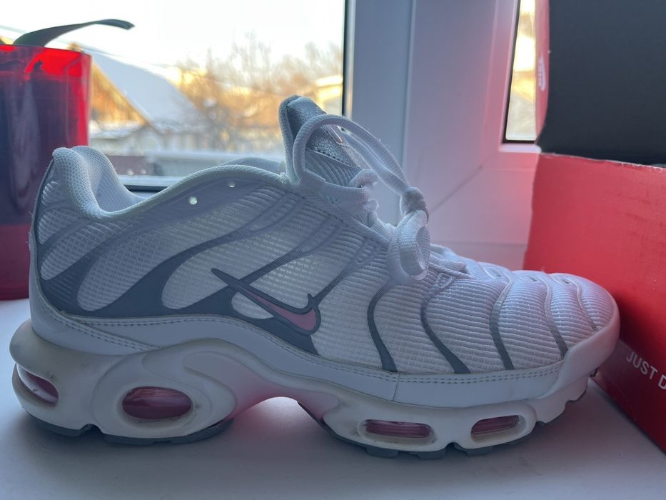 Продам кроссовки найк