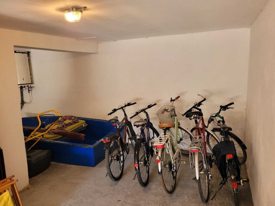 Domek letniskowy z kominkiem nad jeziorem Dzierzgoń w Rodowie Małym