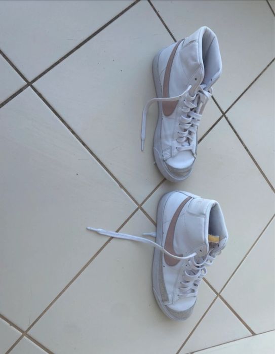 Tenis nike blazer