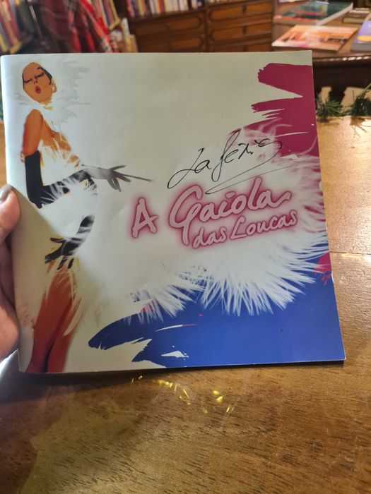A gaiola das loucas livreto autografado