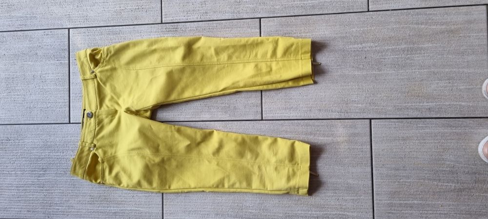 Spodnie marki Elisabetta Franchi kolor żółty rozmiar 42