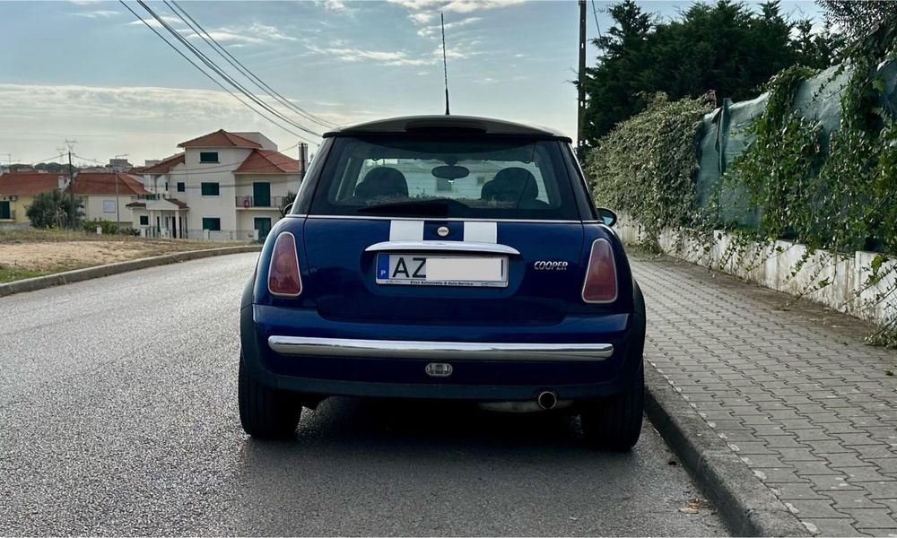 MINI Cooper 1.6 BMW 120cv - Azul e Teto Stripes Brancas - 2003 R50