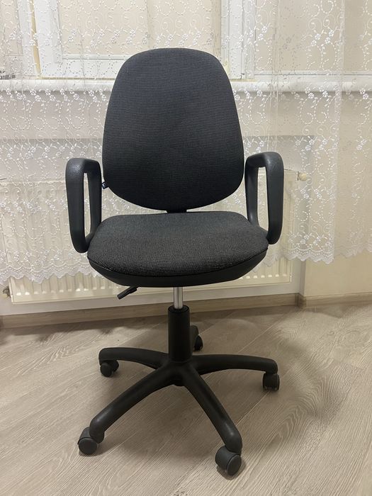 Компʼютерне крісло, б/у