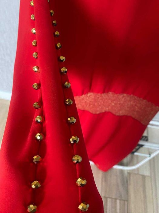 Сукня червона святкова від бренду Phardi розмір S