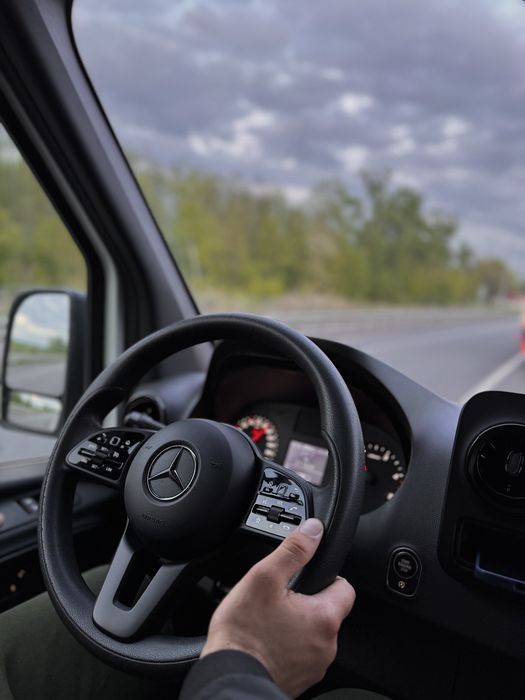 Mecedes-Benz Sprinter 2021