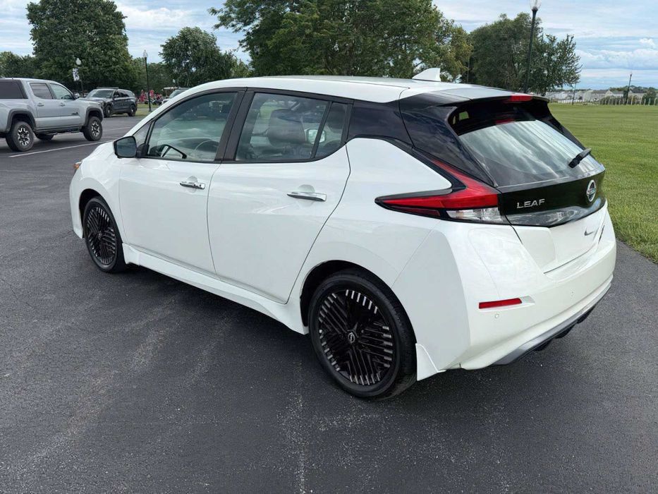 Nissan LEAF SV PLUS      2023
