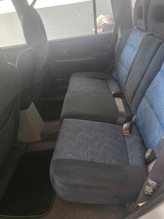 Mitsubishi pajero wagon sport