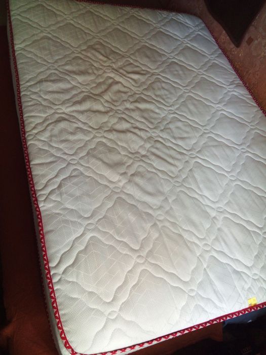Матрас 140*2 почти новый! И Диван 150*2