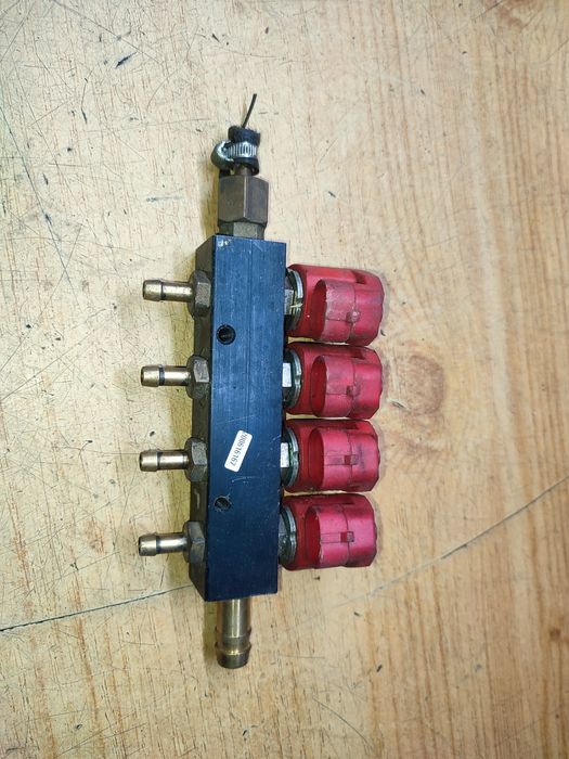 Wtryski Listwa wtryskowa gazu VALTEK 4-cylindry szara , czerwona