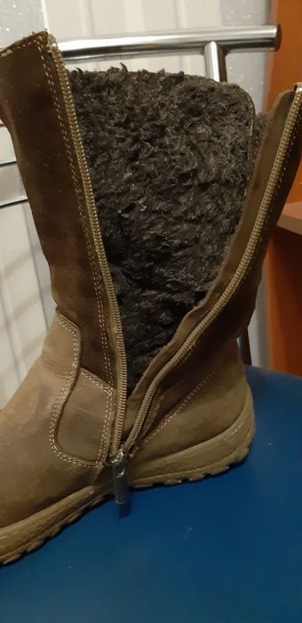 Продам тёплые сапожки