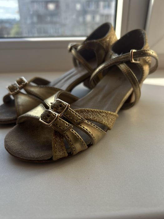 Дитячі туфлі для бальних танців 19 см