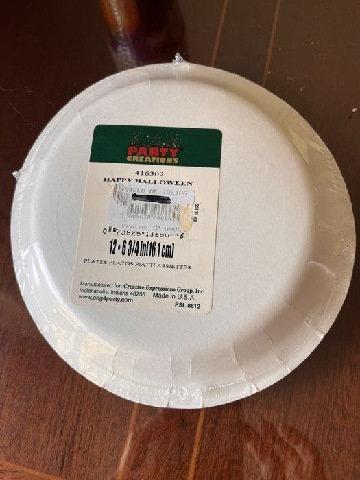 Artigos ( novos com etiqueta)  para festa de Halloween