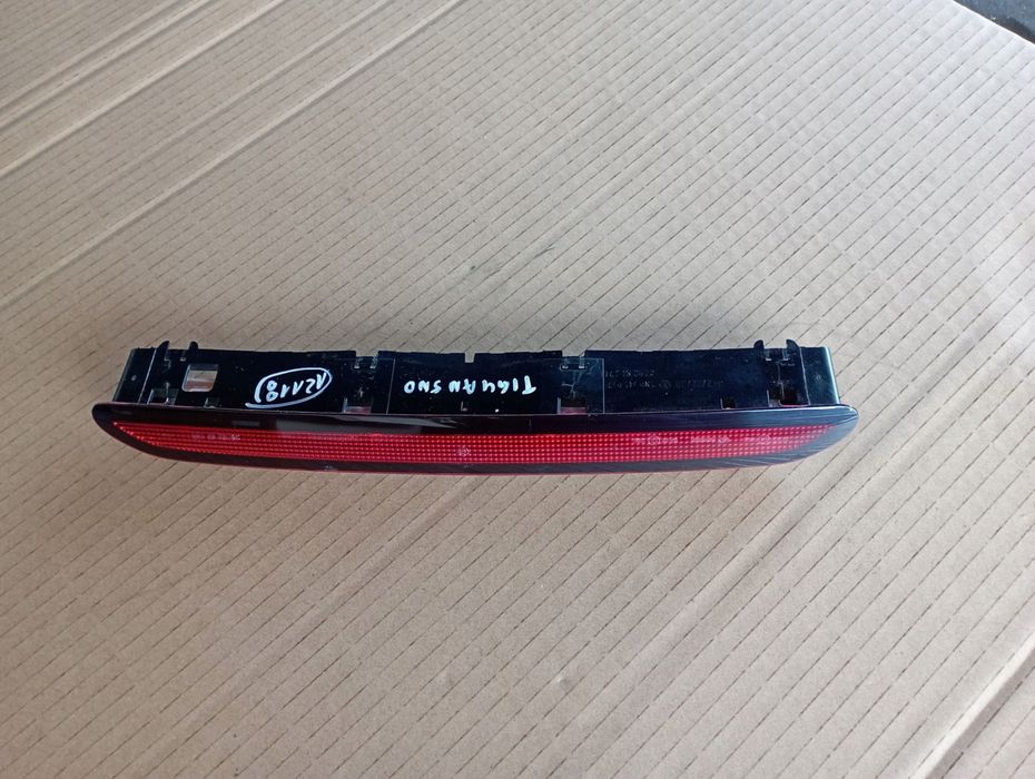 VW TIGUAN 5N0 5N0945097 ŚWIATŁO STOP