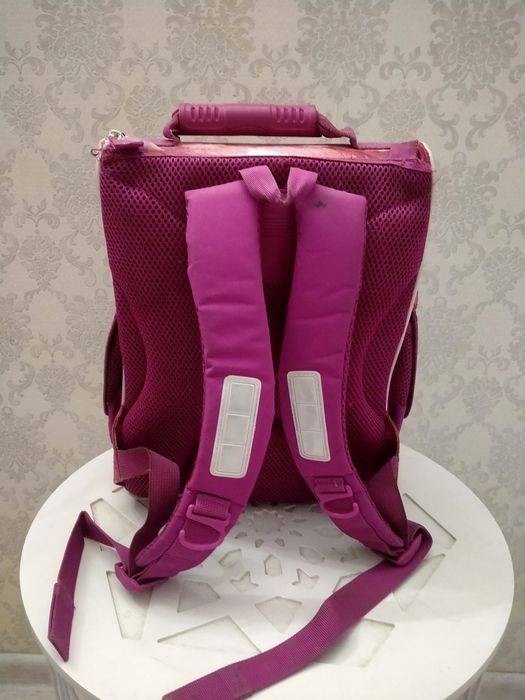 Рюкзак шкільний для молодшої школи