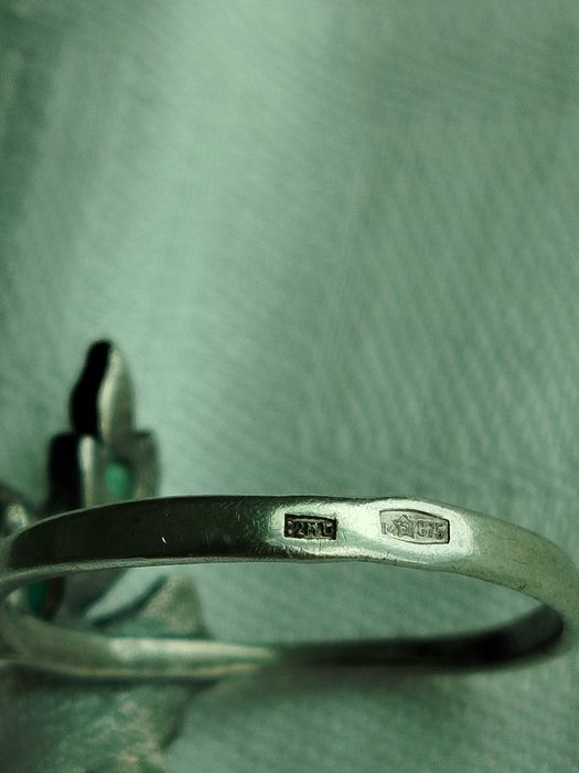 Каблучка перстень обручка хризопраз вінтаж ссср срібло 875