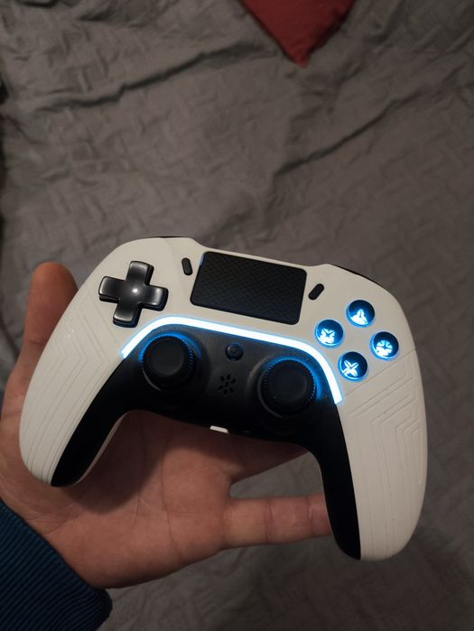 Pad do PS4/PC Deltaco.