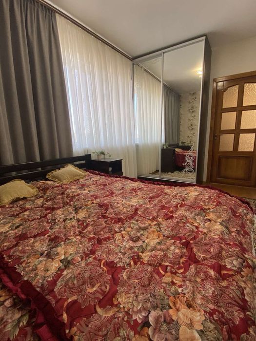 Продаж будинку з терасою, держпрограми - так!