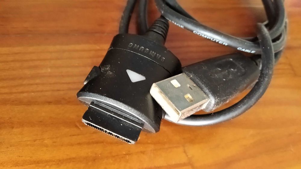 Cabo para Playstation ou Jogo Wii Nintendo CSI, Disney-Pixar, Fifa 10