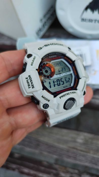 Casio G-SHOCK GW-9400BTJ-8ER Burton