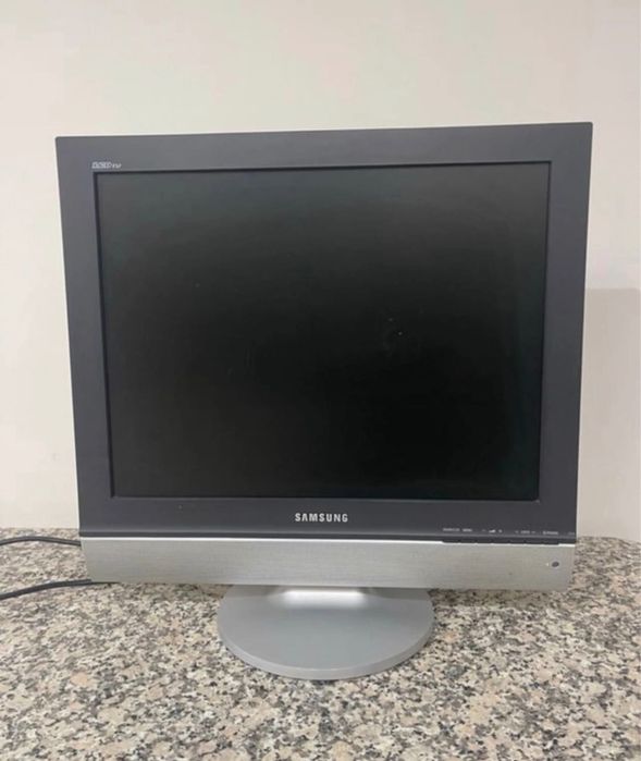 Televisão Samsung. Funcionando