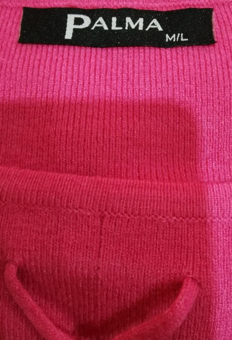 Sweterek sweter warkocz neon róż